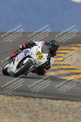 media/Jan-14-2023-SoCal Trackdays (Sat) [[497694156f]]/Turn 12 (120pm)/